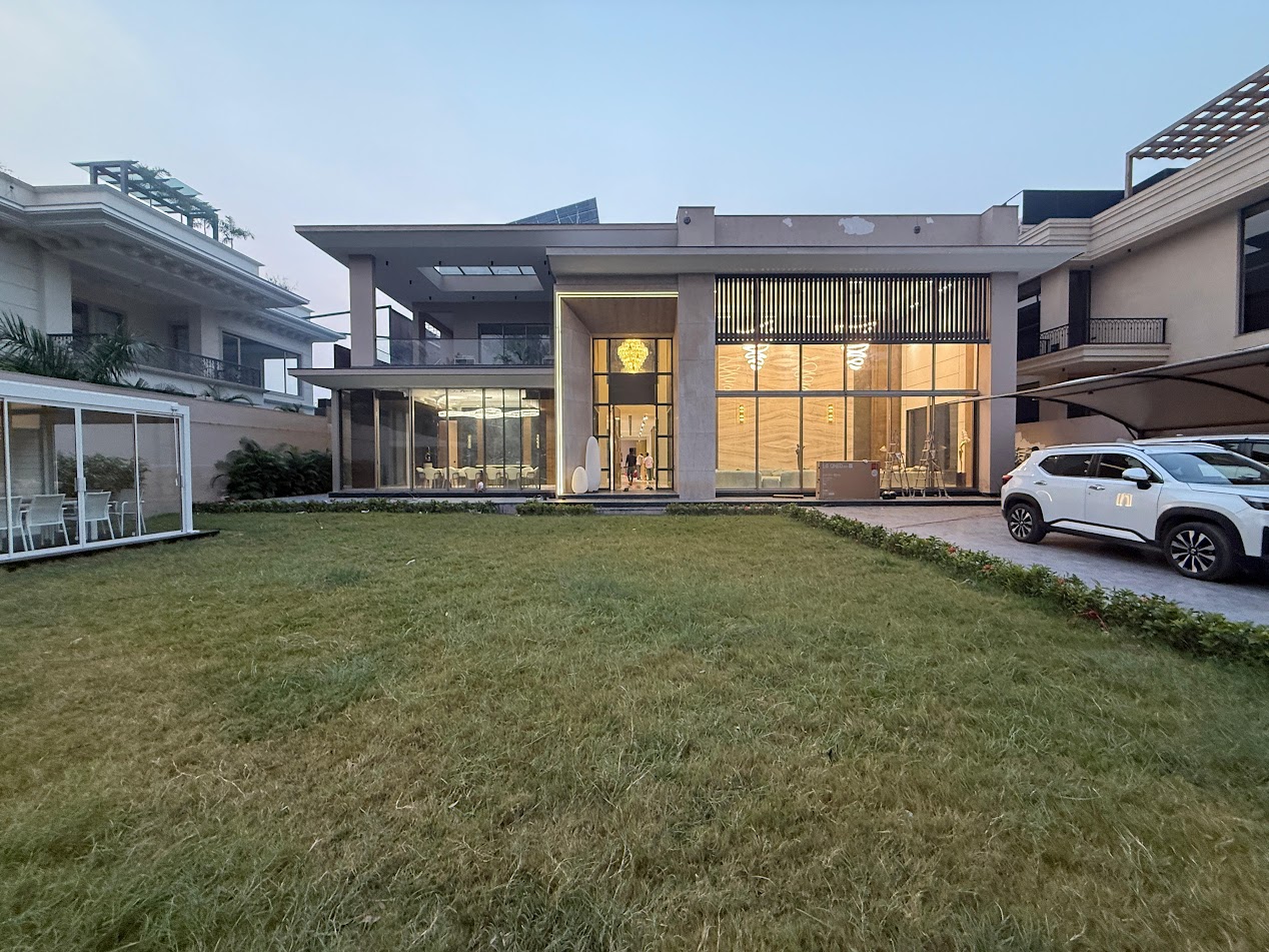 Sultanpur Farm luxury details